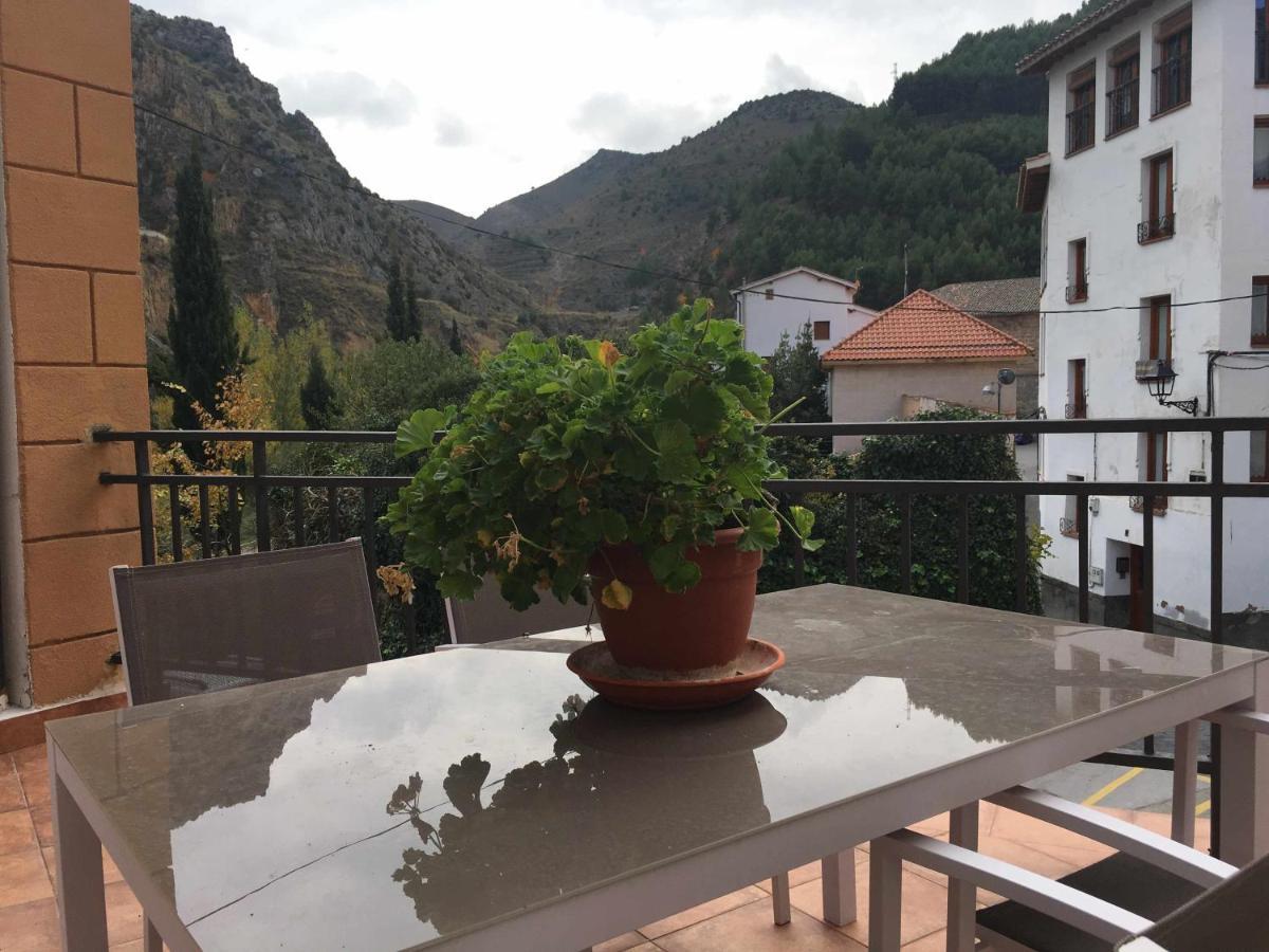 El Mirador Del Rio De *