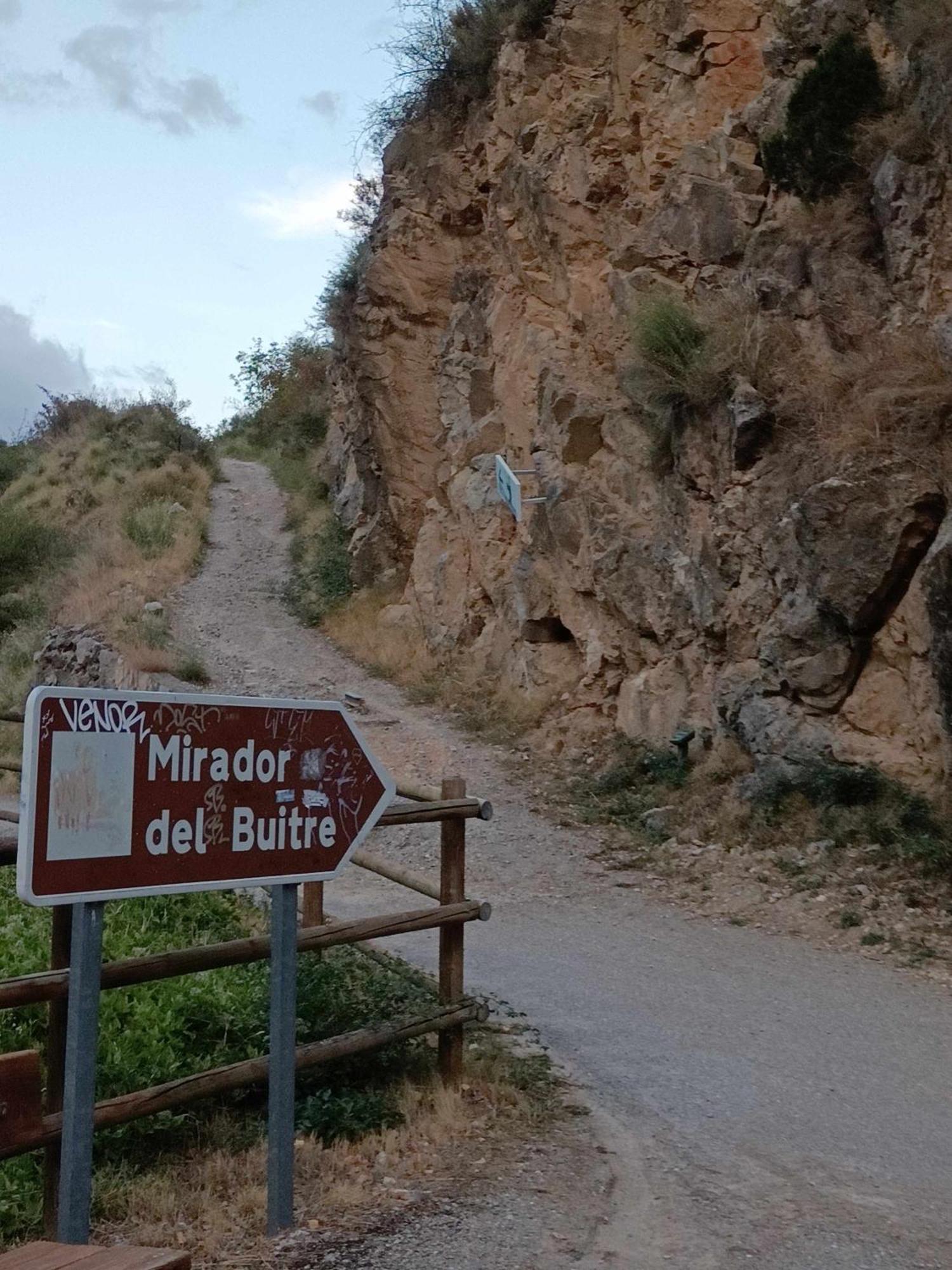 El Mirador Del Rio De *
